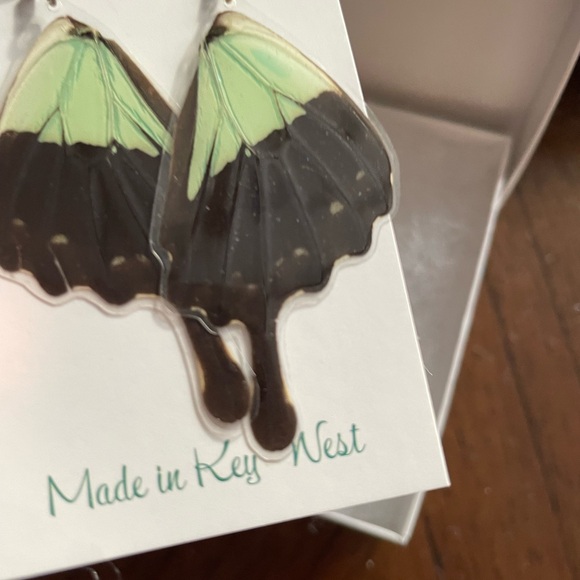 Green and Black Butterfly Wing Earrings Never Worn - Picture 3 of 4